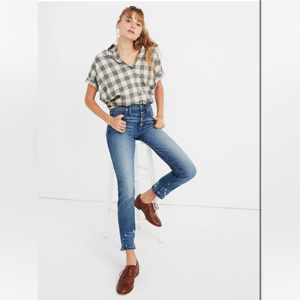 Madewell Slim Straight Jeans: Distressed Button-Front Edition